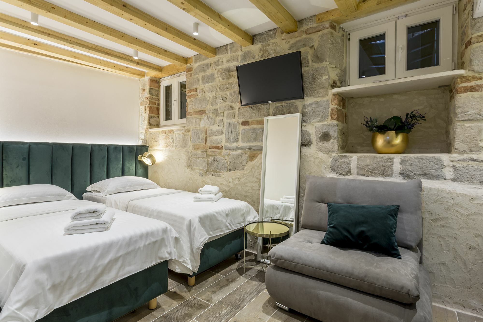Miara Luxury Rooms Split Exterior photo
